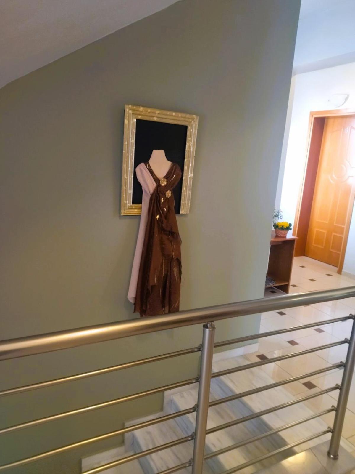 Athanasia Inn Vrasná エクステリア 写真