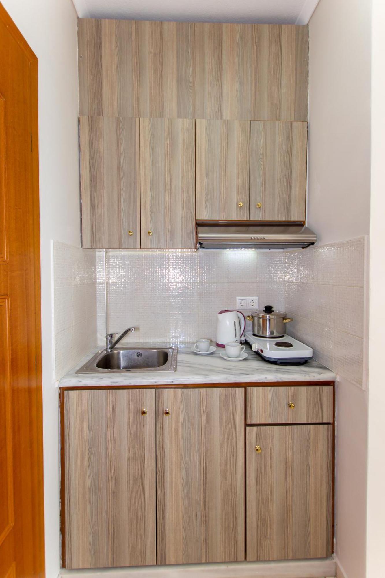 Athanasia Inn Vrasná エクステリア 写真