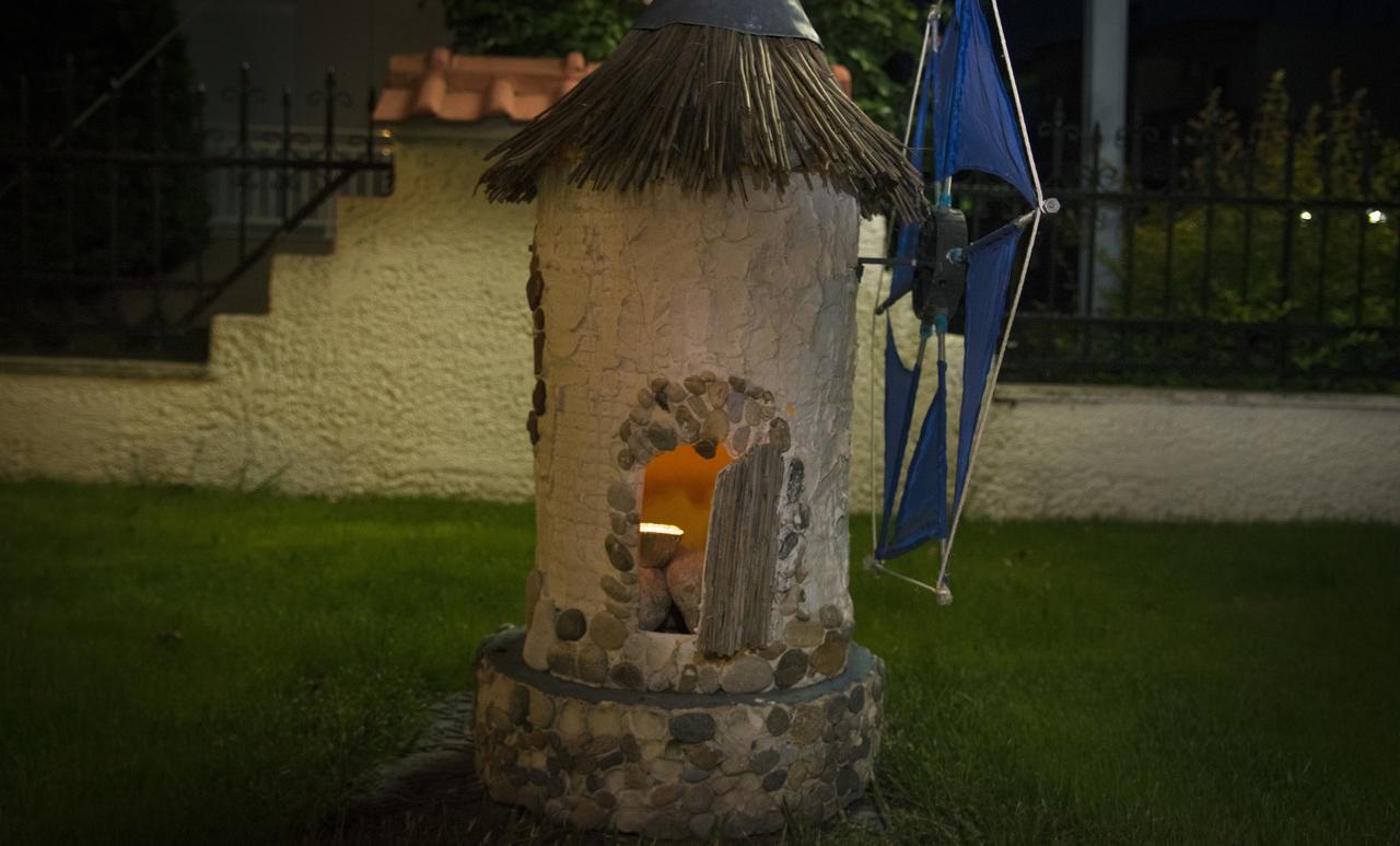 Athanasia Inn Vrasná エクステリア 写真