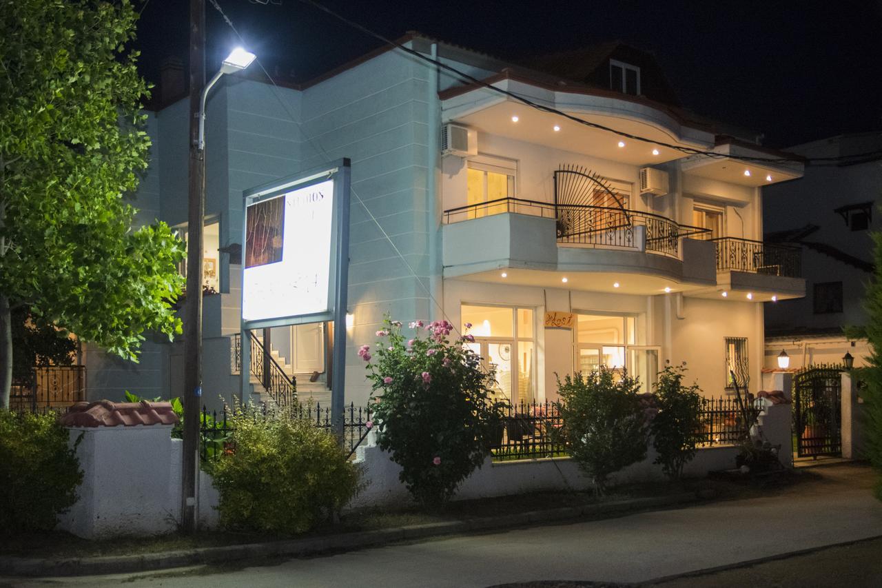 Athanasia Inn Vrasná エクステリア 写真